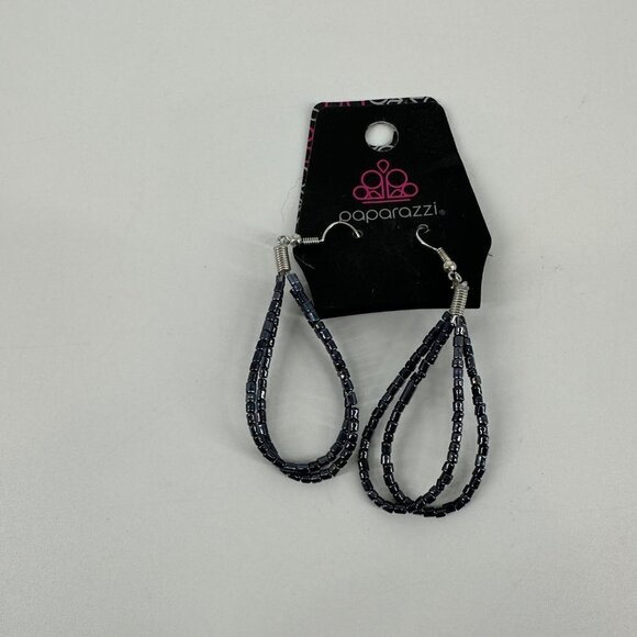 Bundle of Two Paparazzi Dangle Earrings Tear Drop and Circle - Picture 3 of 6